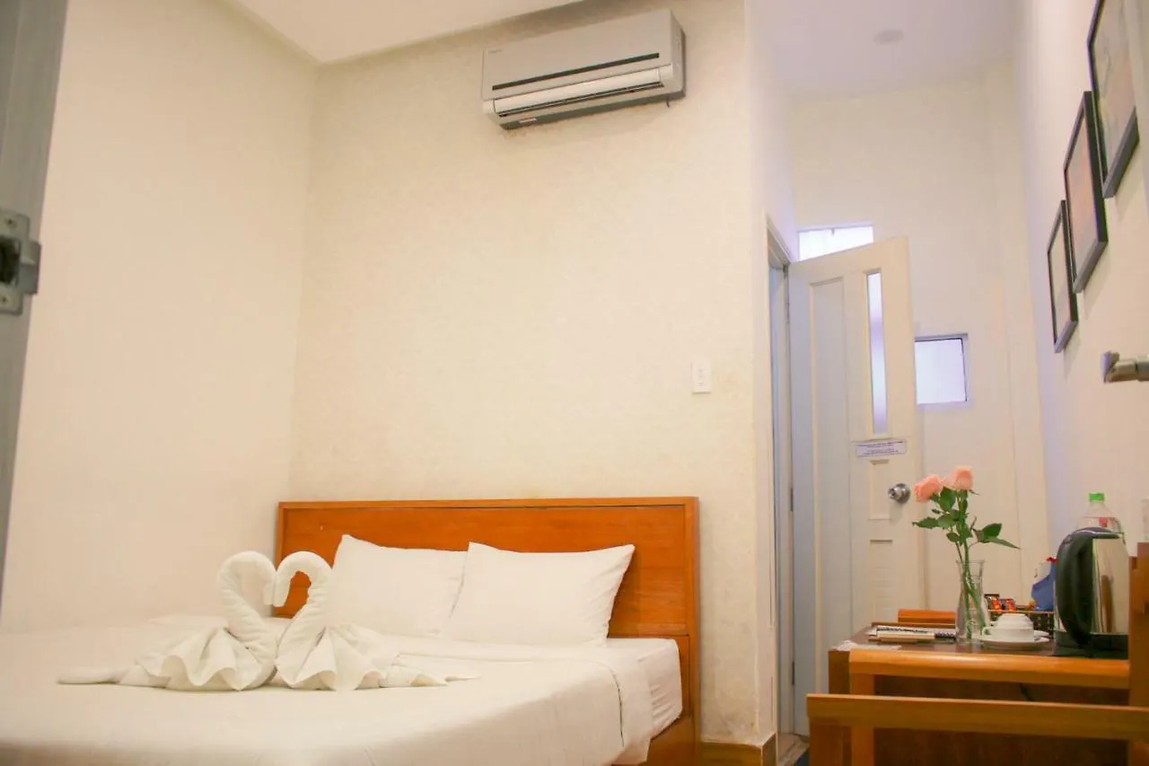 Travellers Nest Hostel Da Nang Vietnam